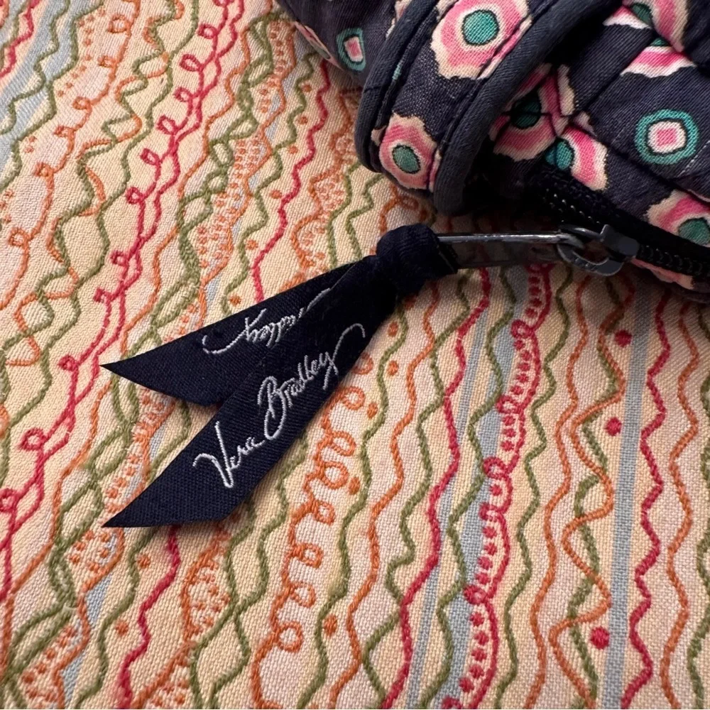 Vera Bradley Navy Petal Dots Pattern Quilted Bag in Navy and Pink